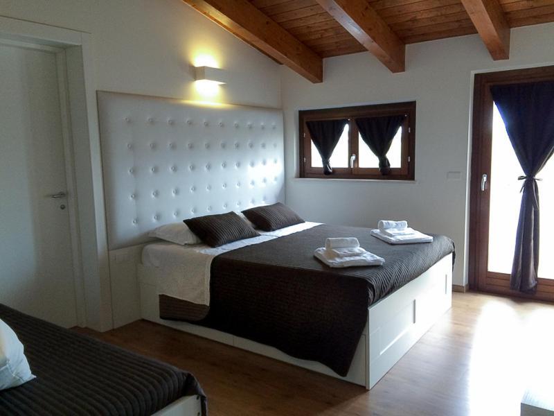 Boutique Hotel E Spa Citta Bianca Pescara Ngoại thất bức ảnh