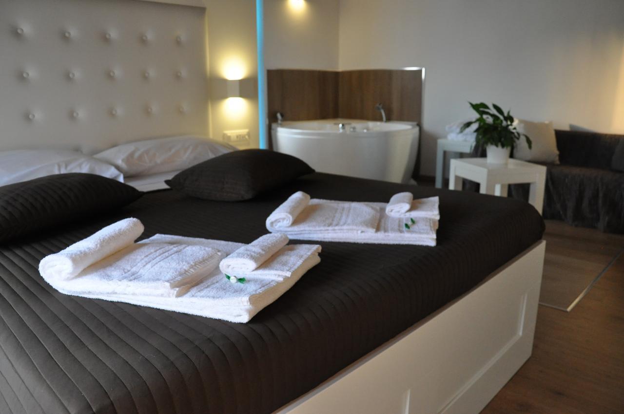 Boutique Hotel E Spa Citta Bianca Pescara Ngoại thất bức ảnh