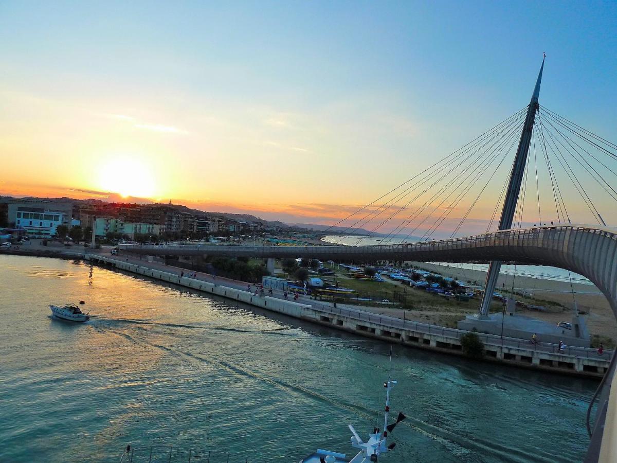 Boutique Hotel E Spa Citta Bianca Pescara Ngoại thất bức ảnh